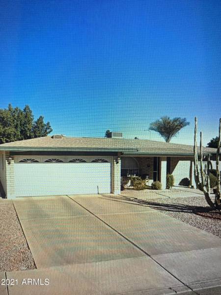 4024 E CAPRI Avenue, Mesa, AZ 85206