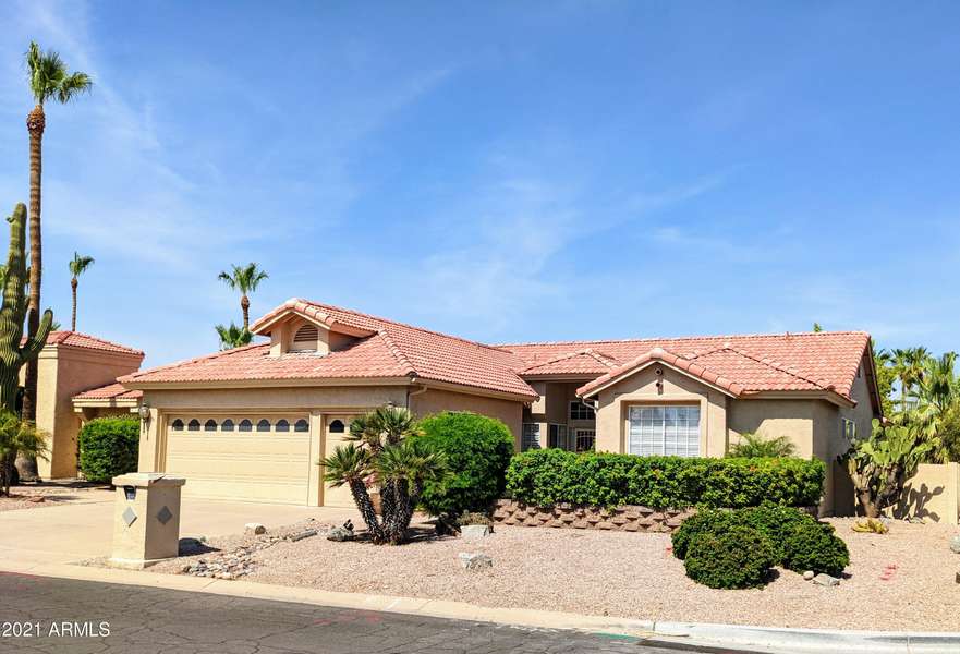 26002 S FOXGLENN Drive, Sun Lakes, AZ 85248