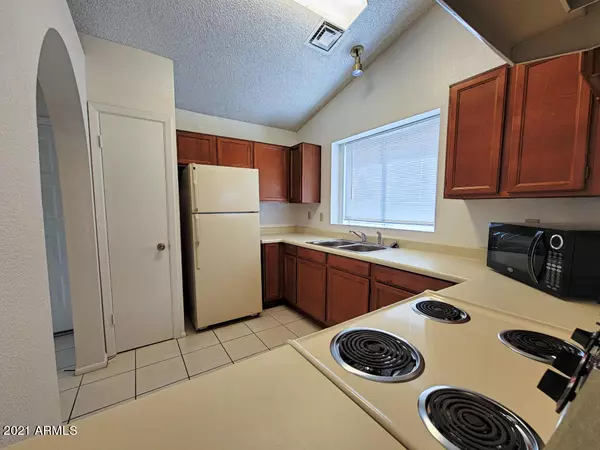 Peoria, AZ 85345,7040 W OLIVE Avenue #43