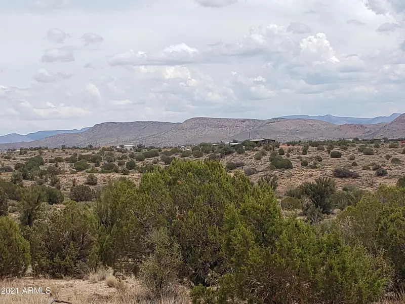 2510 N TWIN HILLS Road N #17, Kingman, AZ 86401