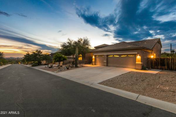 Scottsdale, AZ 85255,10660 E BUTHERUS Drive