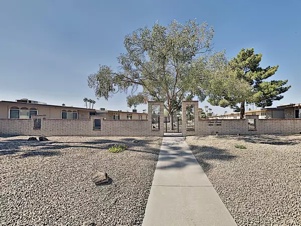 16842 N Boswell Boulevard, Sun City, AZ 85351