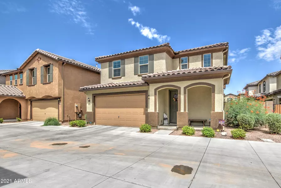 2884 E BINNER Drive, Chandler, AZ 85225