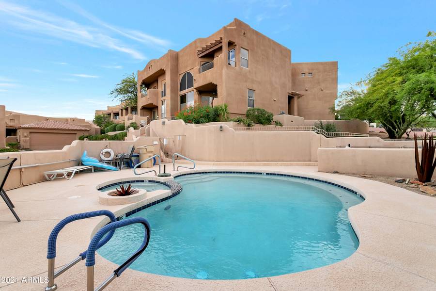 16041 E PRIMROSE Drive #102, Fountain Hills, AZ 85268