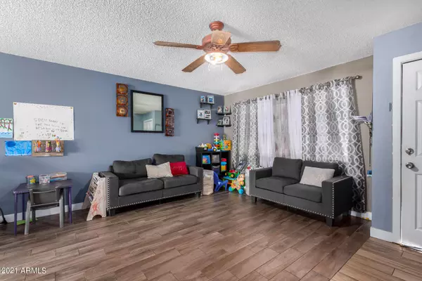 Phoenix, AZ 85035,2329 N 51ST Avenue