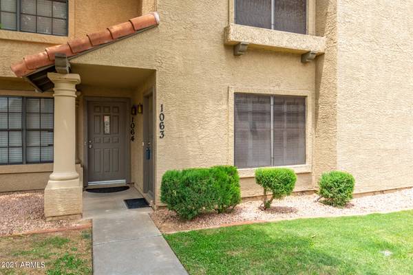 Scottsdale, AZ 85254,5704 E AIRE LIBRE Avenue #1063