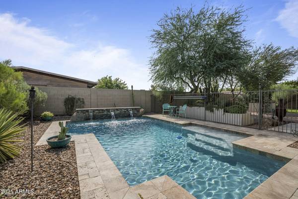 Chandler, AZ 85249,5701 S MESQUITE GROVE Way