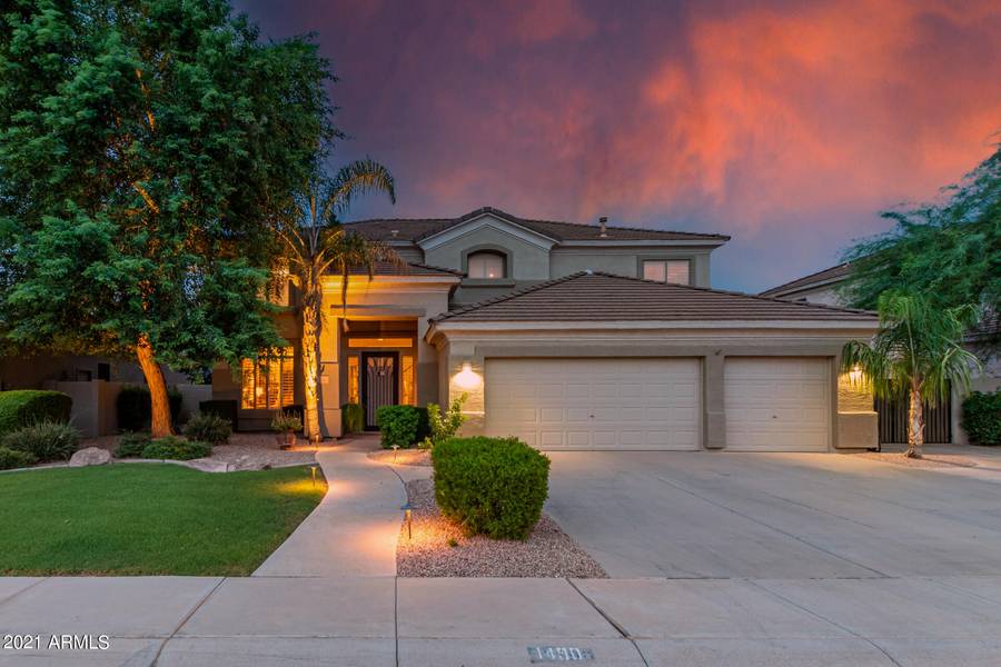 1490 E SAGEBRUSH Street, Gilbert, AZ 85296