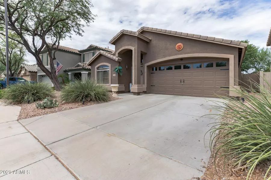 29594 N BROKEN SHALE Drive, San Tan Valley, AZ 85143