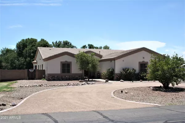 San Tan Valley, AZ 85140,661 W VIA DE PALMAS --