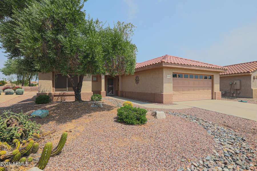 19790 N HIDDEN RIDGE Drive, Surprise, AZ 85374