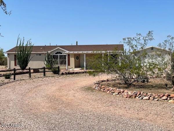 Apache Junction, AZ 85119,5043 E 28TH Avenue