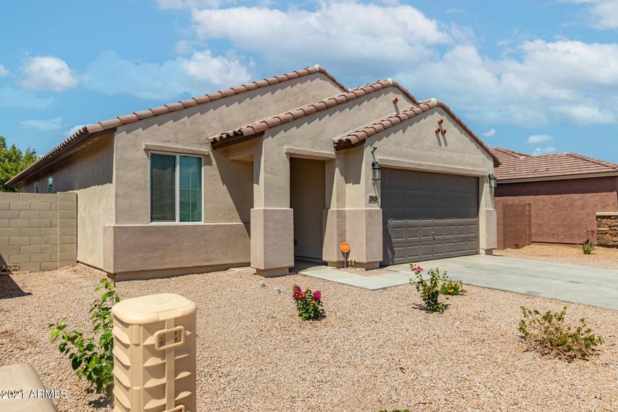 25028 W WAYLAND Drive, Buckeye, AZ 85326