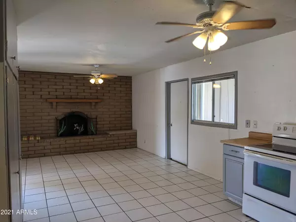 Phoenix, AZ 85029,3102 W LARKSPUR Drive