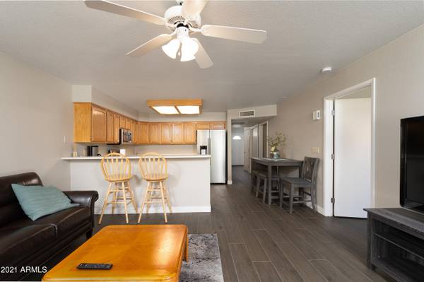 Mesa, AZ 85209,8256 E KIVA Avenue #414