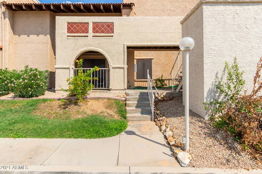 5757 W EUGIE Avenue #2011, Glendale, AZ 85304