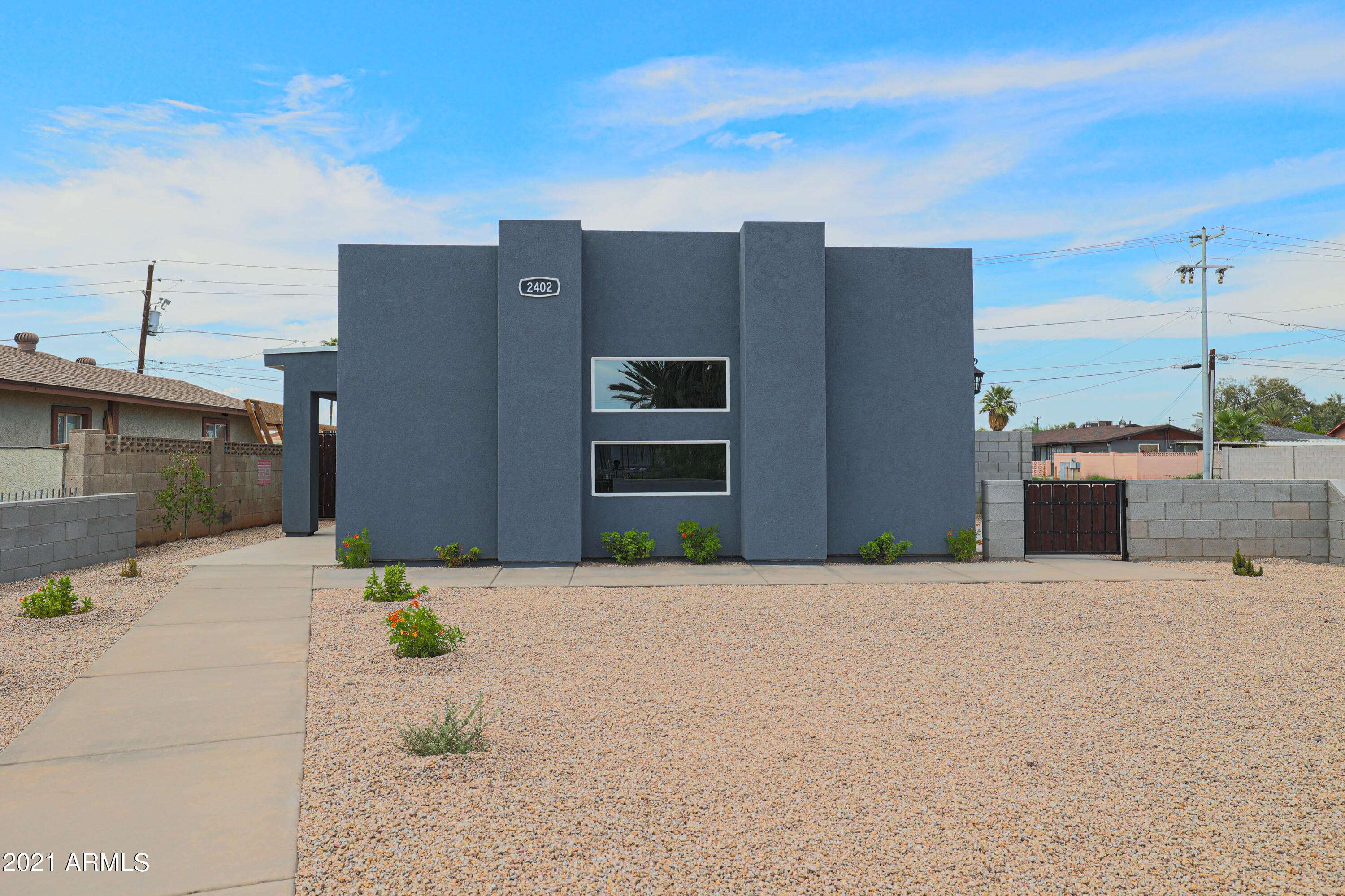Phoenix, AZ 85009,2402 W JEFFERSON Street