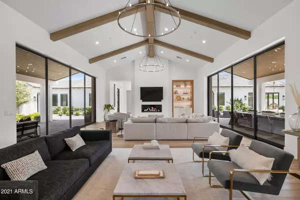 Paradise Valley, AZ 85253,5639 N 68TH Place