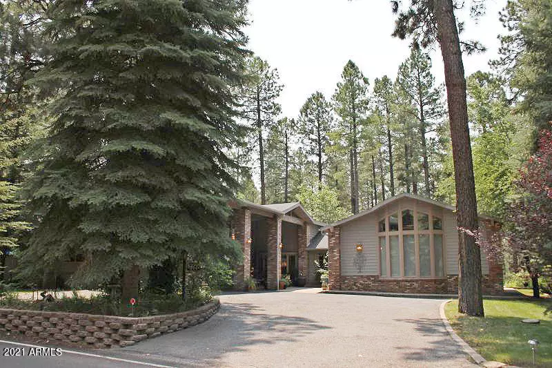 8607 COUNTRY CLUB Drive, Pinetop, AZ 85935