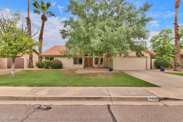 8943 S DATELAND Drive, Tempe, AZ 85284