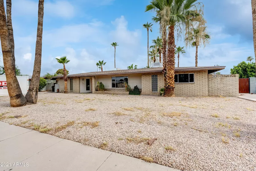 910 E 10TH Place, Mesa, AZ 85203