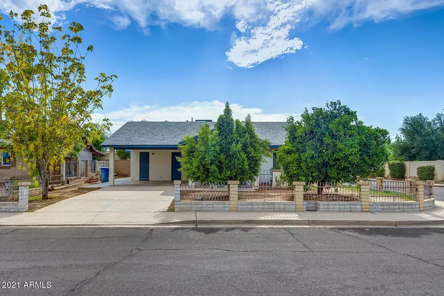 2301 E RIVIERA Drive, Tempe, AZ 85282