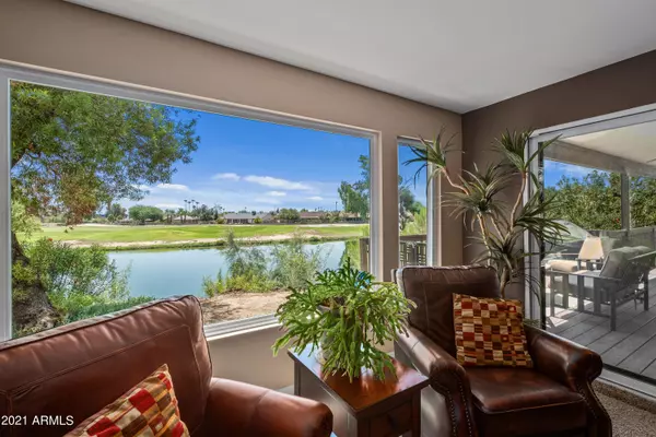 4943 E LAKE POINT Court, Phoenix, AZ 85044