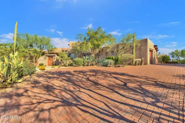 Scottsdale, AZ 85266,8375 E VIA DONA Road