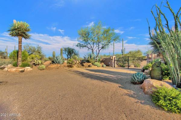 Scottsdale, AZ 85266,8375 E VIA DONA Road