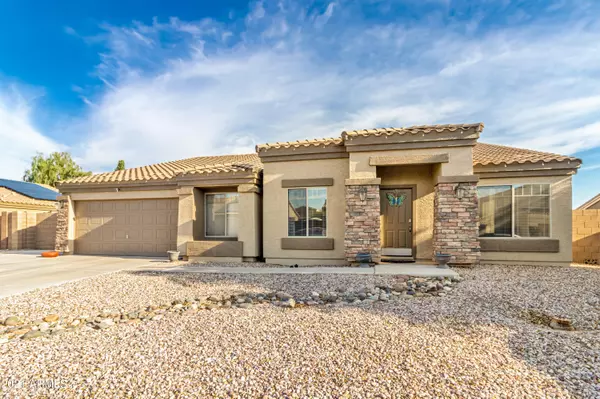 657 E Black Diamond Drive, Casa Grande, AZ 85122