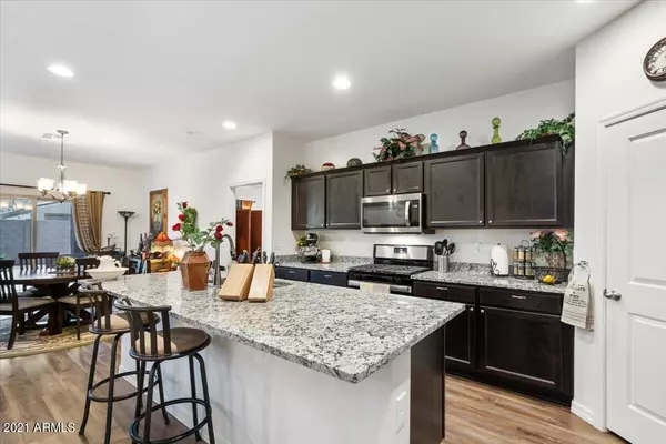 33646 N Dertuccio Trail, Queen Creek, AZ 85144