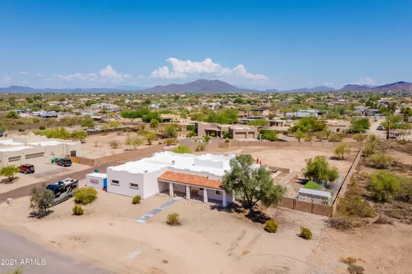 1046 E DOLORES Road, Phoenix, AZ 85086