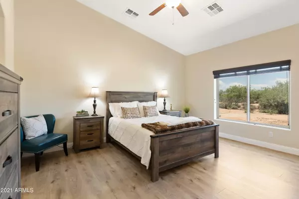 Rio Verde, AZ 85263,16836 E Estancia Way