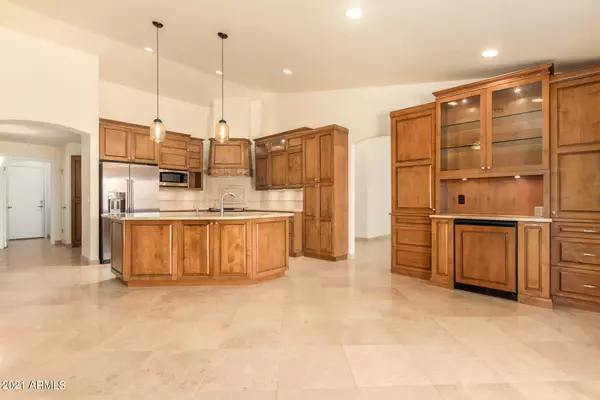 Chandler, AZ 85248,1141 W HONEYSUCKLE Lane