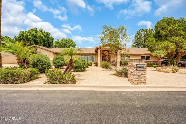 464 W HILLVIEW Circle, Mesa, AZ 85201