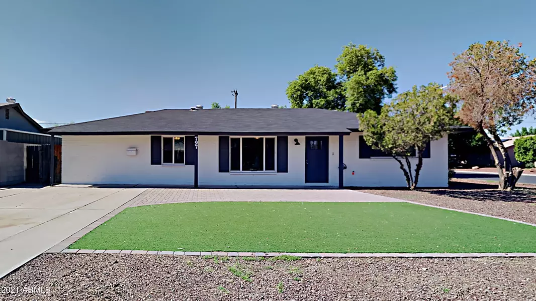 797 W DEL RIO Street, Chandler, AZ 85225