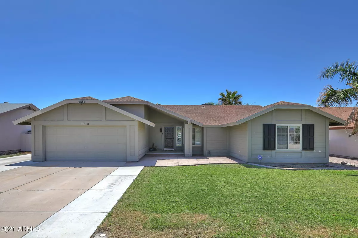 Chandler, AZ 85224,1713 W BROOKS Street