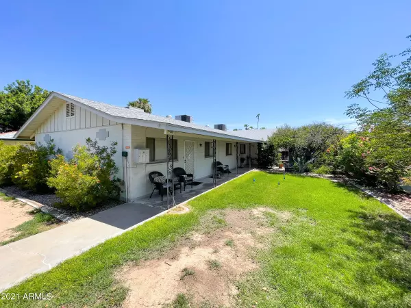 Phoenix, AZ 85014,6207 N 13TH Place