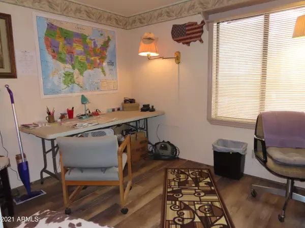 Congress, AZ 85332,30540 W Vagabond Trail #187