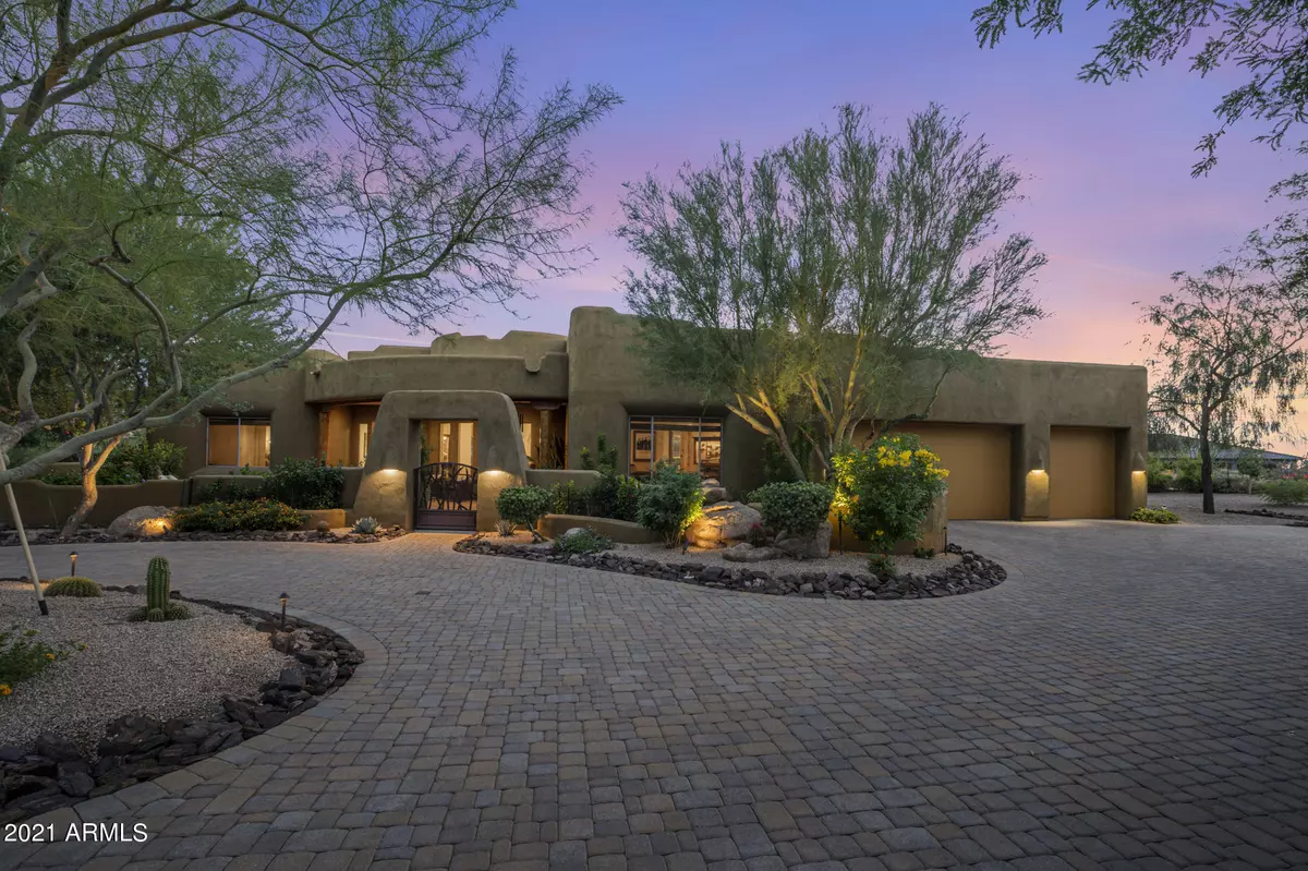 Scottsdale, AZ 85266,8601 E ARROYO SECO Road