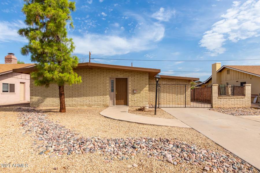 1134 E BROADMOR Drive, Tempe, AZ 85282