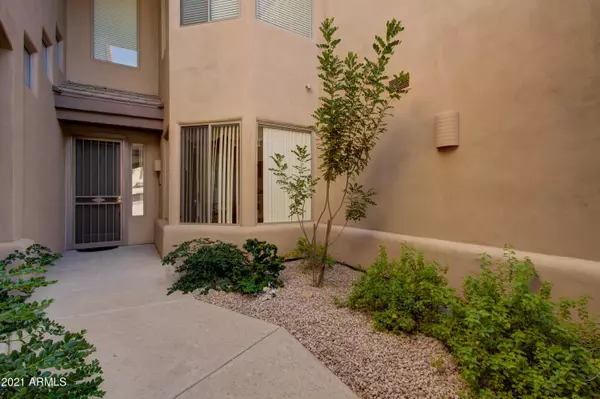 Scottsdale, AZ 85260,16420 N Thompson Peak Parkway #1043