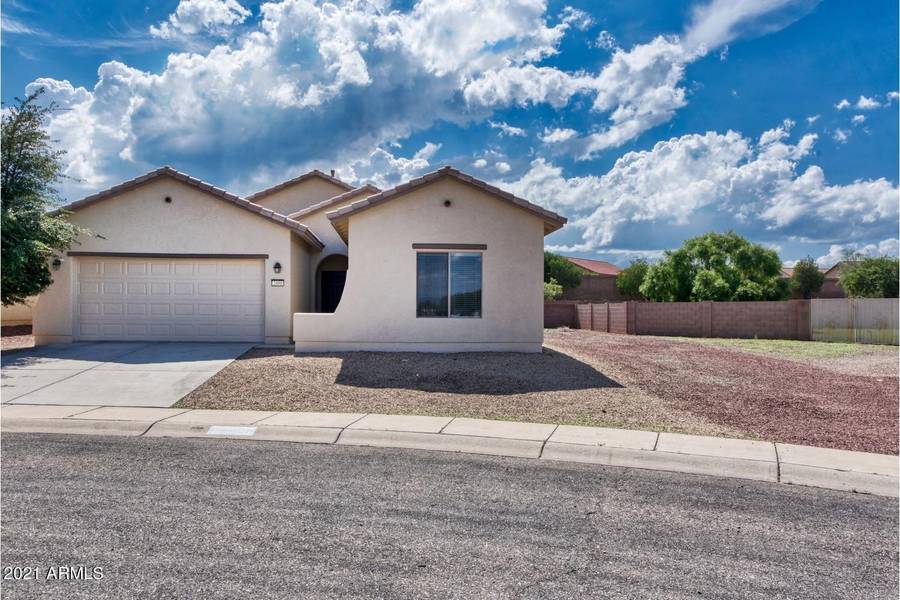 2400 DESERT LILY Lane, Sierra Vista, AZ 85635