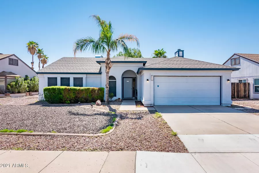 621 S LOS FELIZ Drive, Chandler, AZ 85226