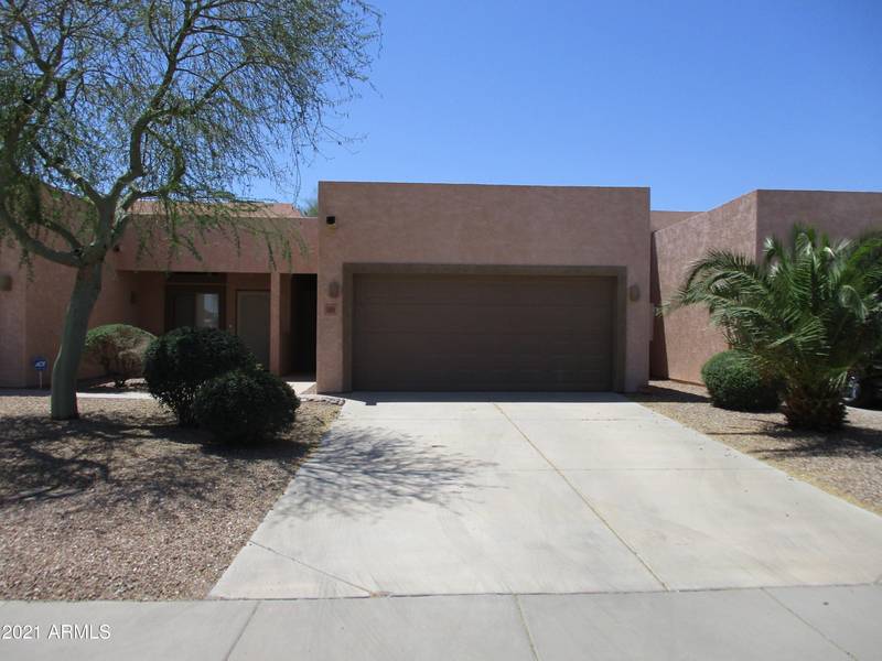 888 S LAWTHER Drive, Apache Junction, AZ 85120