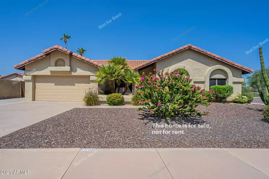 102 S SILVERADO Street, Gilbert, AZ 85296