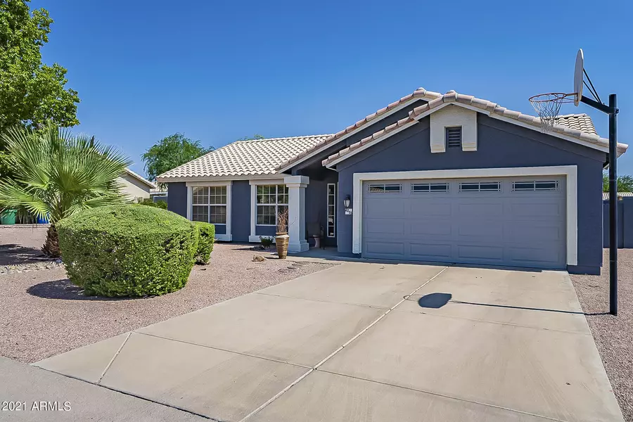 6253 E PRESIDIO Street, Mesa, AZ 85215