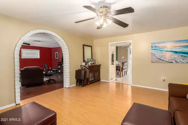 Phoenix, AZ 85023,1645 W FRIESS Drive