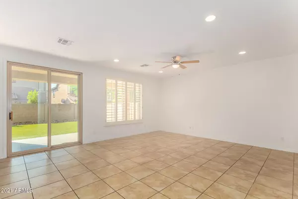 Phoenix, AZ 85050,21615 N 39TH Way