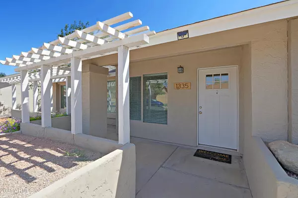 Chandler, AZ 85224,1335 W HIGHLAND Street